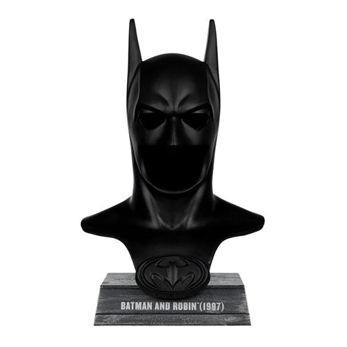 PREVENTA McFarlane Toys Dc Direct Prop Replica Batman and Robin: Batman Cowl (1997) Cowl 1:3 Scale