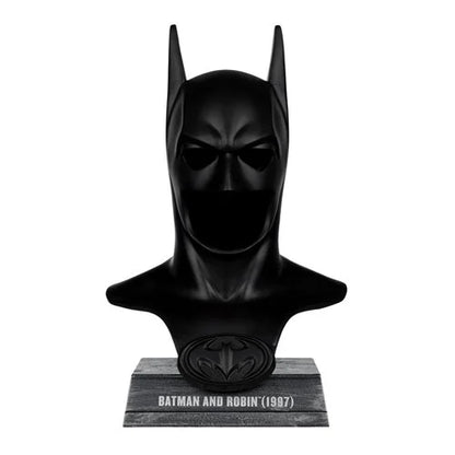 PREVENTA McFarlane Toys Dc Direct Prop Replica Batman and Robin: Batman Cowl (1997) Cowl 1:3 Scale
