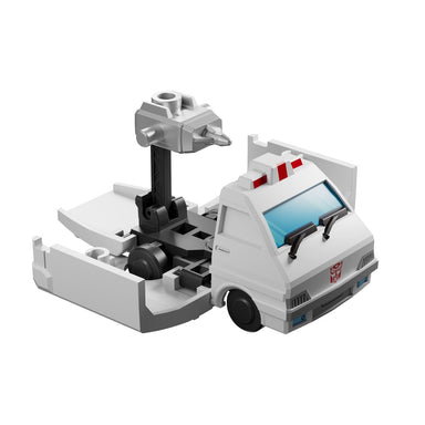 PREVENTA Blokees Defender Version Transformers: 07 Power of the Beast - Caja Completa (12 Piezas)