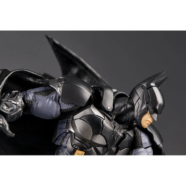 Kaiyodo Revoltech Amazing Yamaguchi: Batman Arkham Knight Action Figure — imagen 8
