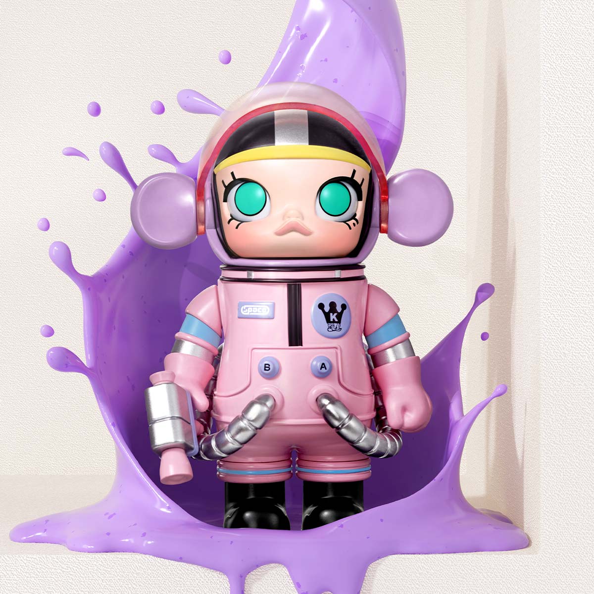 POP MART: Mega Space Molly 100% Series 4 Vinyl Figure Blind Box