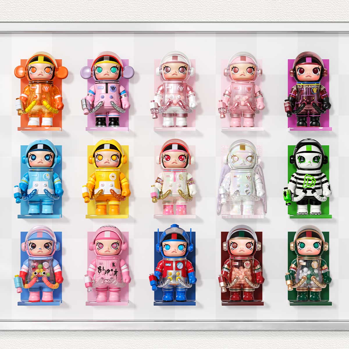POP MART: Mega Space Molly 100% Series 4 Vinyl Figure Blind Box