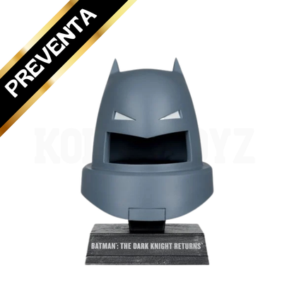 PREVENTA McFarlane Toys Dc Direct Prop Replica Batman Dark Knight Returns: Armored Batman Cowl 1:3 Scale