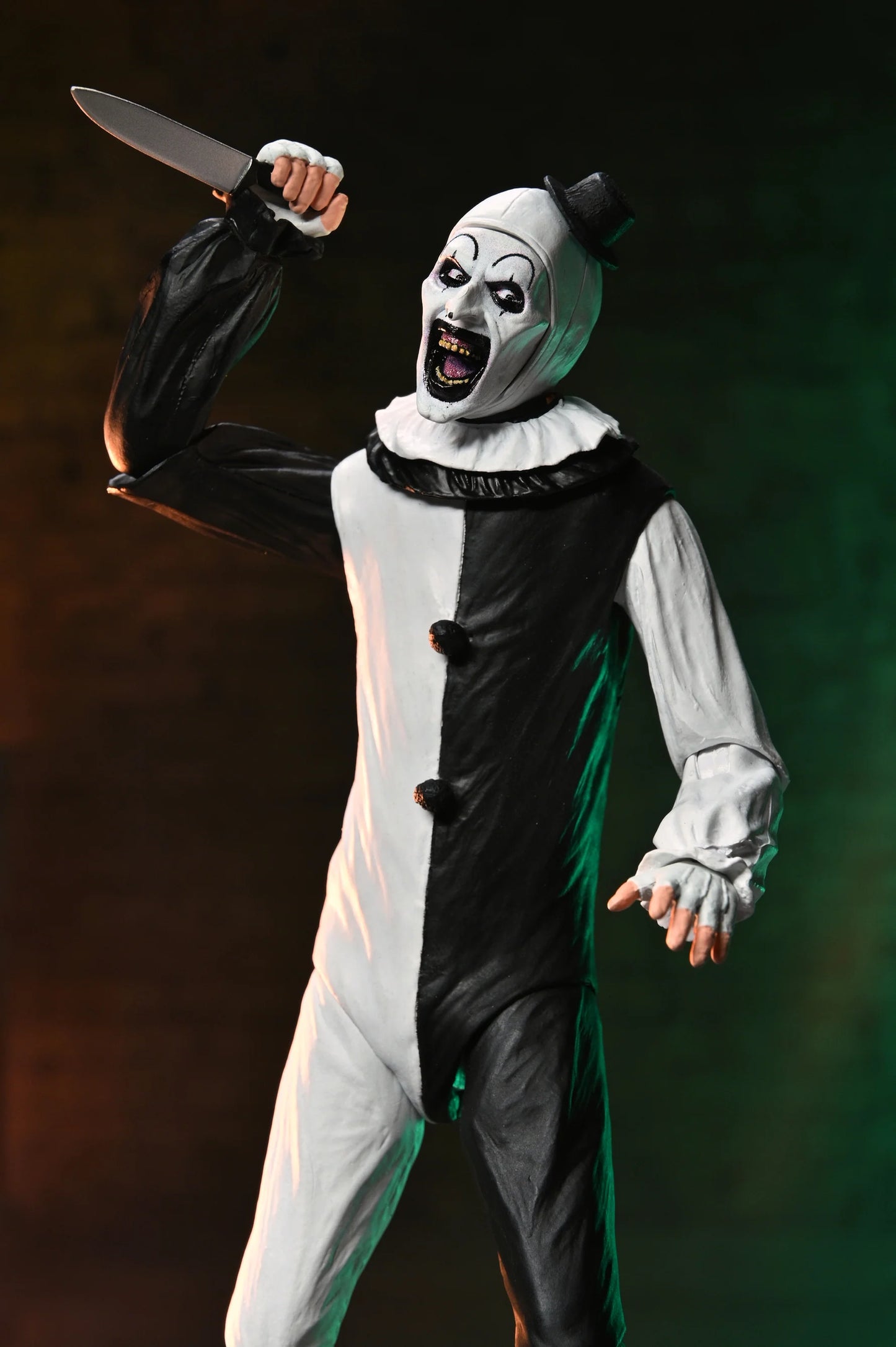 PREVENTA NECA Terrifier 2: Ultimate Art the Clown and The Little Pale Girl 7" Scale Action Figure 2-Pack