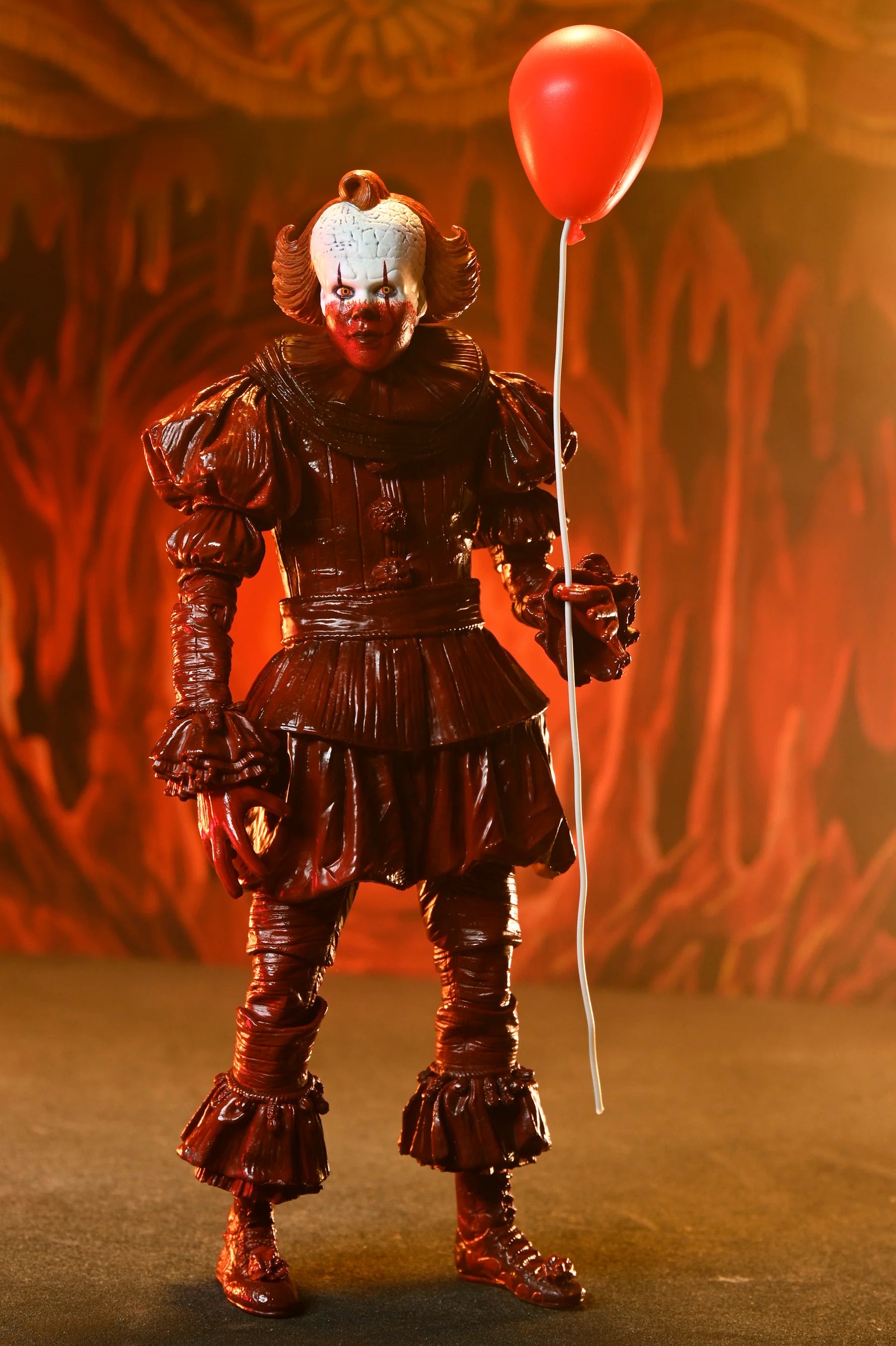 PREVENTA NECA IT Welcome To Derry: Ultimate Blood Pennywise 7" Scale Action Figure