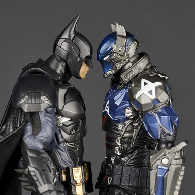 Kaiyodo Revoltech Amazing Yamaguchi: Batman Arkham Knight Action Figure — imagen 14