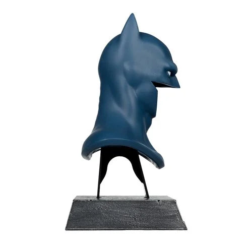 PREVENTA McFarlane Toys DC Direct Batman Hush Cowl Prop Replica 1:3 Scale