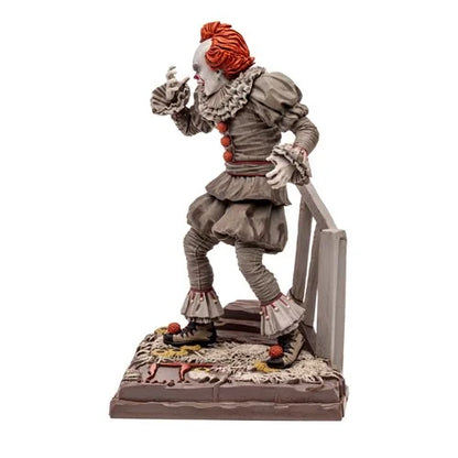 McFarlane Toys Movie Maniacs: IT Pennywise