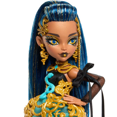 Mattel Monster High Scary Sweet Birthday Cleo De Nile