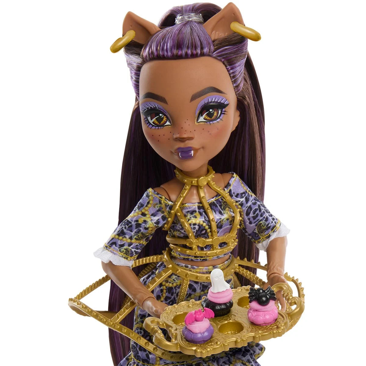 Mattel Monster High  Scary Sweet Birthday Clawdeen Wolf Doll and Playset