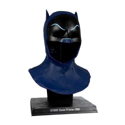 McFarlane Toys DC Direct Batman Classic TV Serie 1966 1:1 Scale Cowl Replica