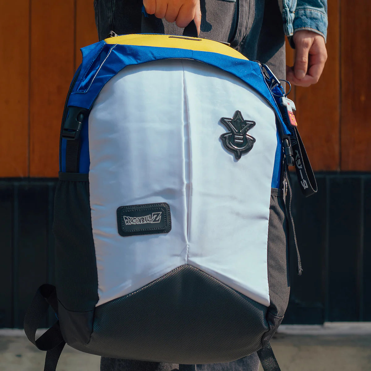 Common Nation Dragon Ball Z: Vegeta Saiyan Family Mochila Full-size