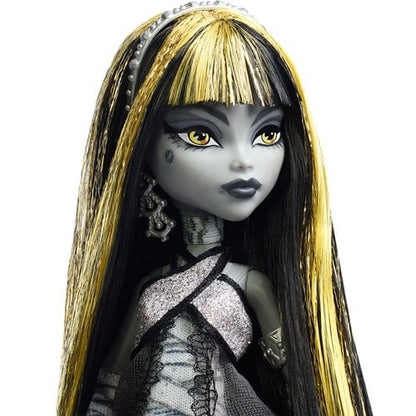 Mattel Monster High: Cleo De Nile G1 Reel Drama