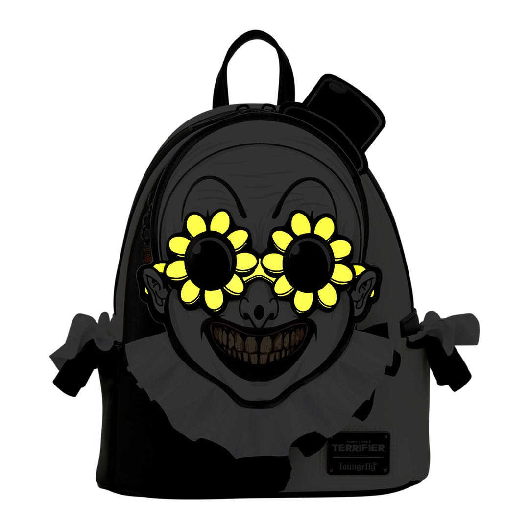 PREVENTA Loungefly Mini Mochila Terrifier: Art the Clown Cosplay Brilla en la Oscuridad - Exclusiva